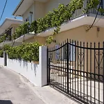 Soula Apartments